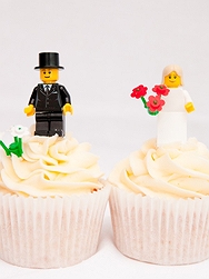 Thumbnail image for Wonderland Bakery: Freshly baked wedding cakes and cupcakes in Essex